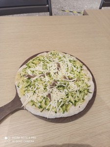 PIZZA TONDA ZUCCH/ACCIUGHE