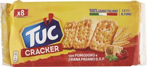 TUC CRACKER CON POMODORO E GRANA PADANO COTTO AL FORNO