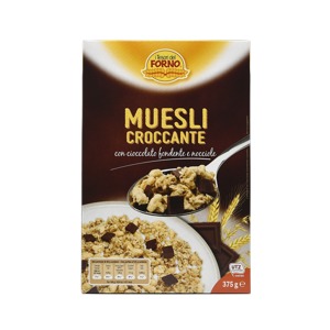 Muesli croccante con cioccolato fondente e nocciole