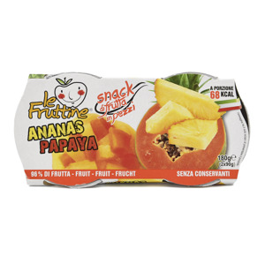 Snack di ananas e papaya in pezzi